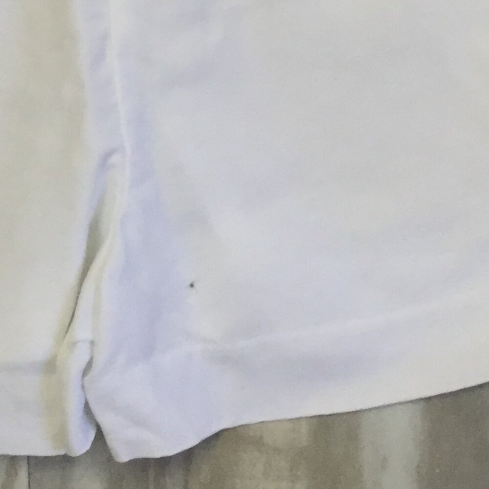 Wilfred White Shorts 00 - Picture 7 of 9